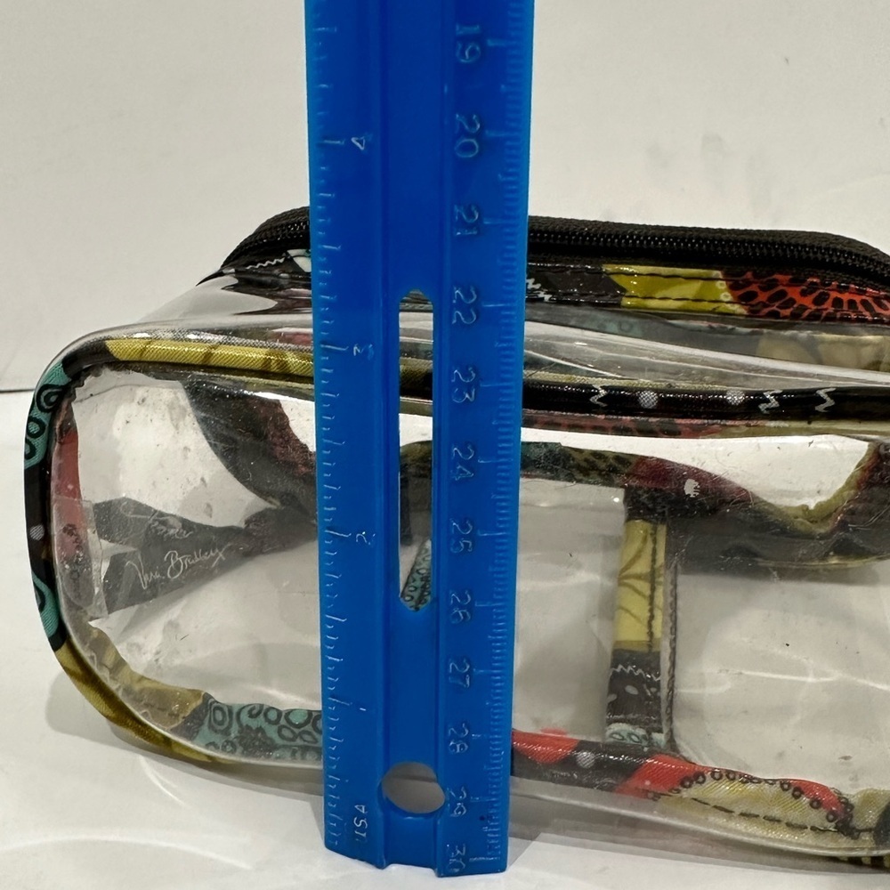 🌺 Vera Bradley Lola Plastic Cosmetic Bag 🌺 - Picture 5 of 9